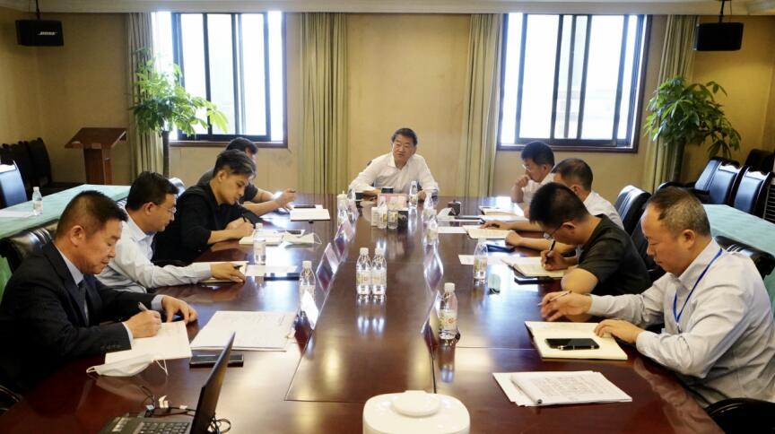 加速进度狠抓质量，，，，，，，，打造精品旅馆项目