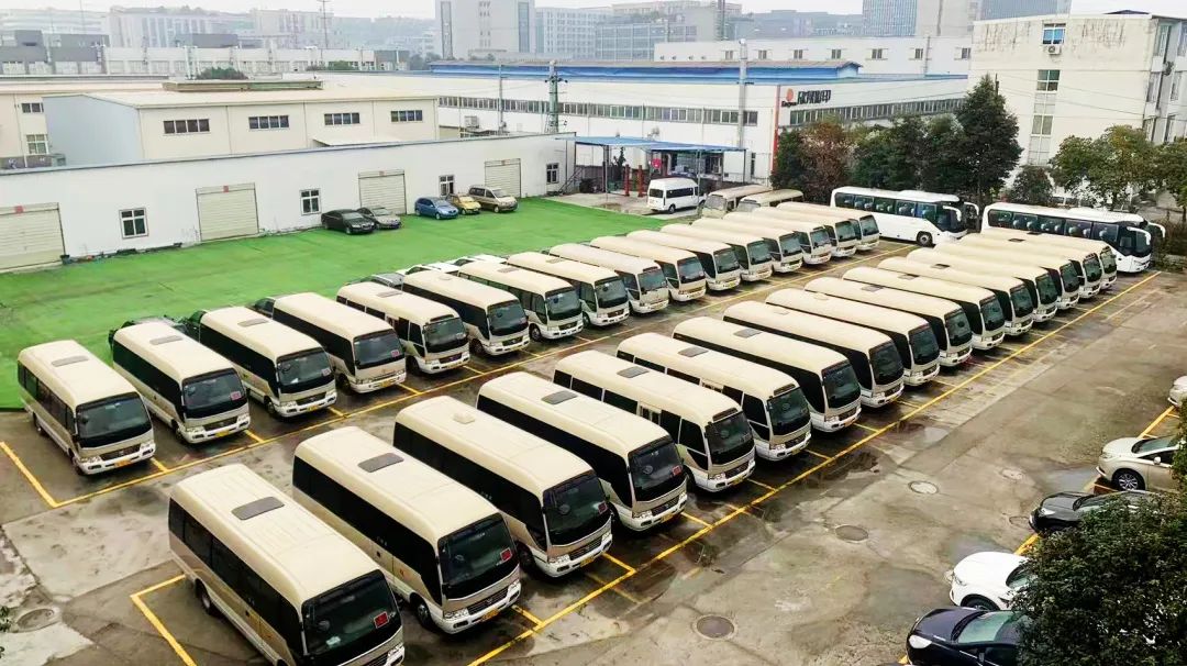 省必赢亚洲集团礼宾车队天天“体检” 全力包管大运会用车清静